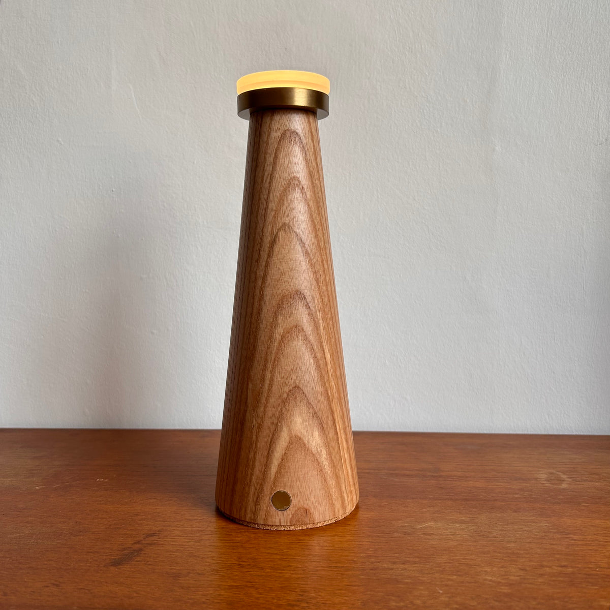 Smooth Beech style rechargeable touch lamp with rope shade