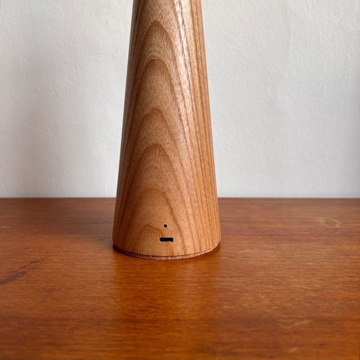 Smooth Beech style rechargeable touch lamp with rope shade